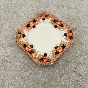 Elegant Floral Square Plate